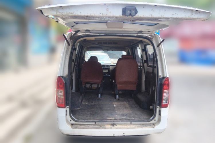 Used Wuling Rongguang V 2015 1.5L Standard Version Trunk