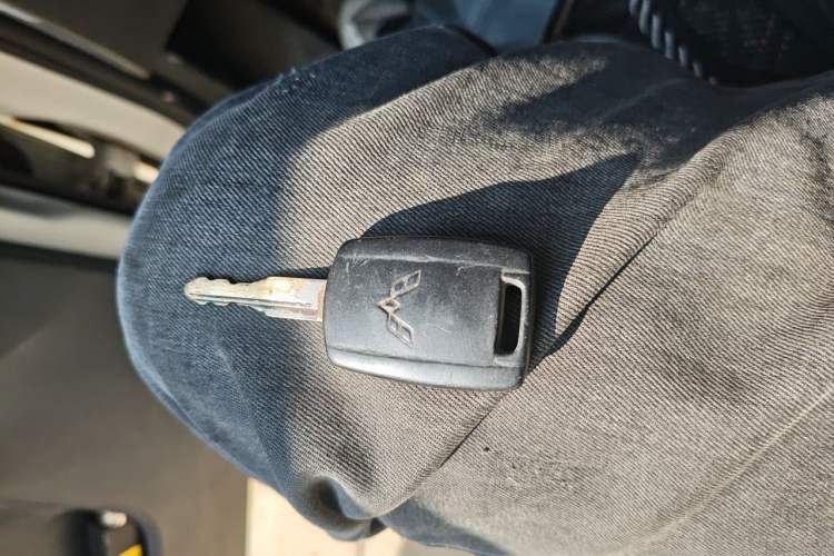 Used Wuling Rongguang V 2015 1.5L Base Version Vehicle Key