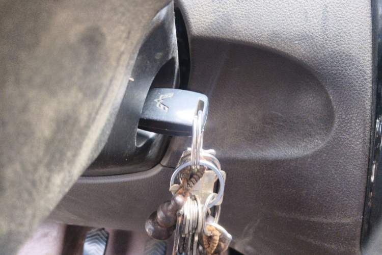 Used Wuling Rongguang V 2015 1.5L Standard Version Vehicle Key