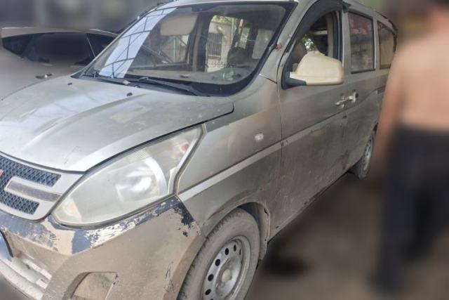 Used Wuling Rongguang V 2015 1.2L Base Version