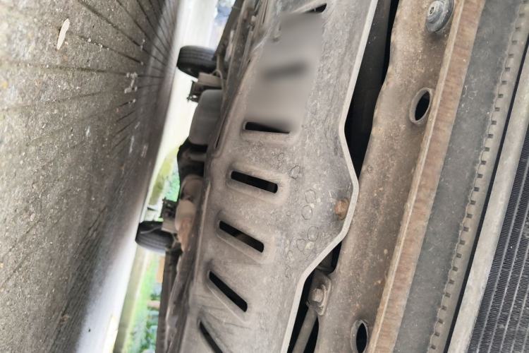 Used Wuling Rongguang V 2015 1.5L Standard Version Chassis Front