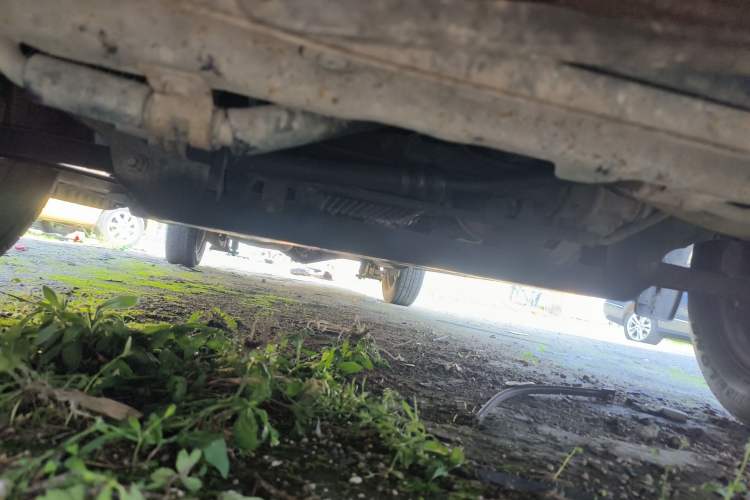 Used Wuling Rongguang V 2015 1.5L Practical Version Chassis Front