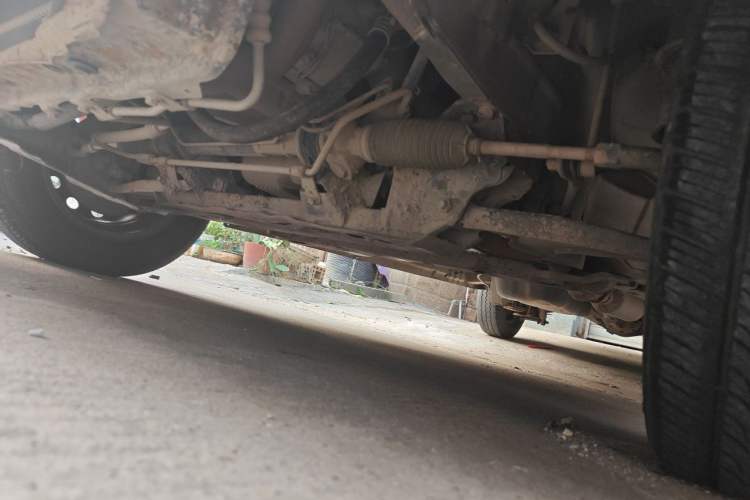 Used Wuling Rongguang V 2015 1.5L Base Version Chassis Front Left