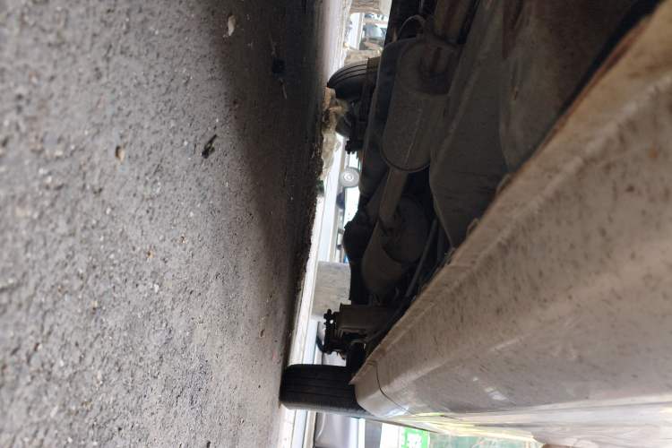 Used Wuling Rongguang V 2015 1.2L Practical Model Chassis Front Left