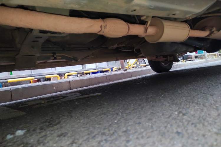 Used Wuling Rongguang V 2015 1.2L Standard Version Chassis Front Left