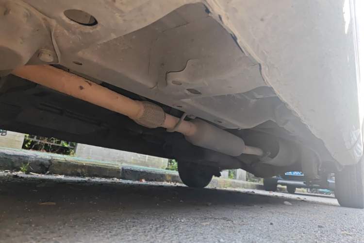 Used Wuling Rongguang V 2015 1.5L Base Version Chassis Front Left