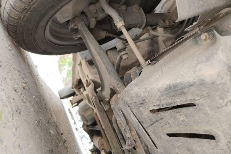 Used Wuling Rongguang V 2015 1.2L Base Version Chassis Front Right
