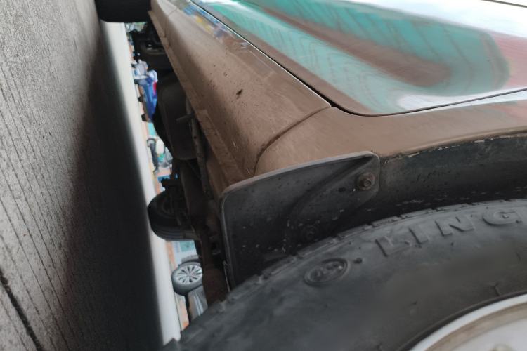 Used Wuling Rongguang V 2015 1.5L Standard Version Chassis Front Right