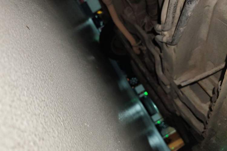 Used Wuling Rongguang V 2015 1.5L Standard Version Chassis Front Right