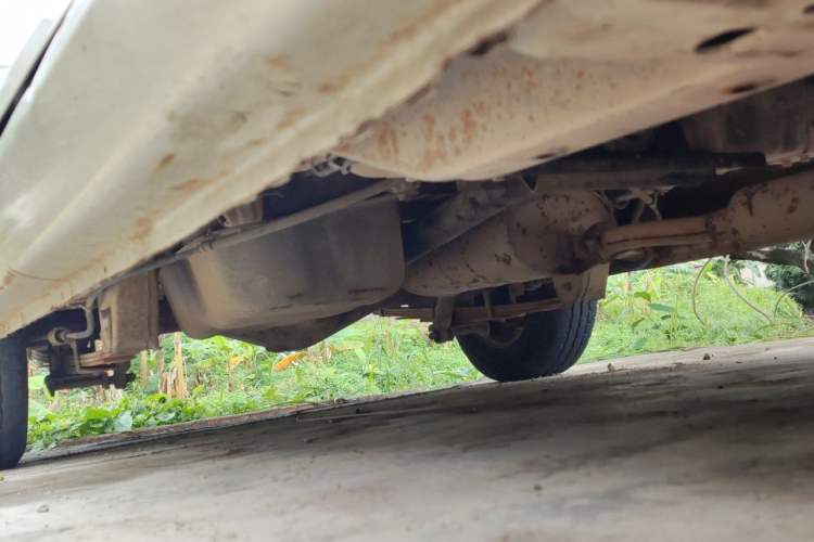 Used Wuling Rongguang V 2015 1.5L Base Version Chassis Front Right