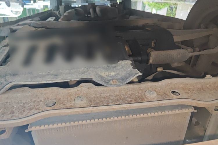 Used Wuling Rongguang V 2015 1.5L Base Version Chassis Front