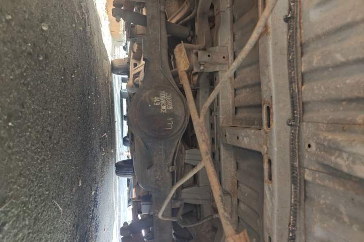 Used Wuling Rongguang V 2015 1.2L Base Version Chassis Rear