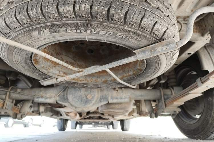 Used Wuling Rongguang V 2015 1.2L Base Version Chassis Rear