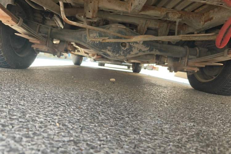 Used Wuling Rongguang V 2015 1.5L Base Version Chassis Rear