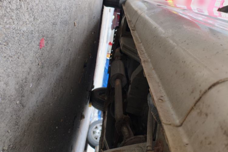 Used Wuling Rongguang V 2015 1.2L Practical Model Chassis Rear Left