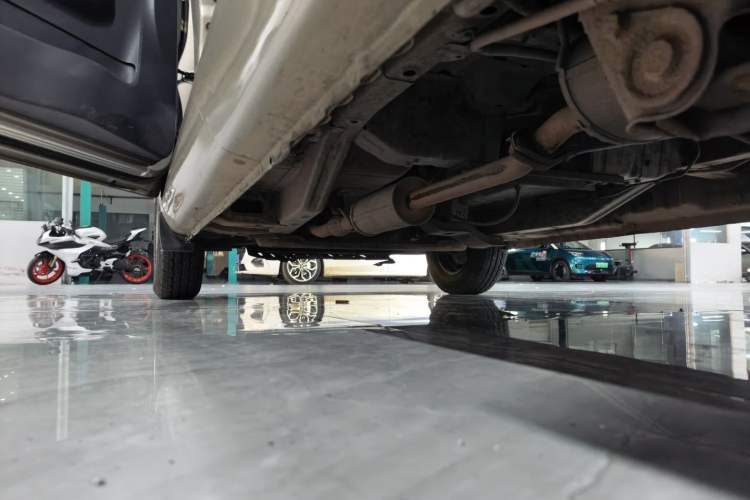 Used Wuling Rongguang V 2015 1.2L Base Version Chassis Rear Left
