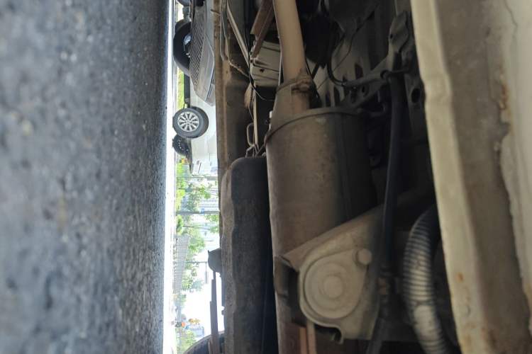 Used Wuling Rongguang V 2015 1.5L Standard Version Chassis Rear Left