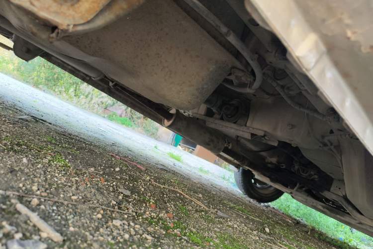 Used Wuling Rongguang V 2015 1.5L Practical Version Chassis Rear Right