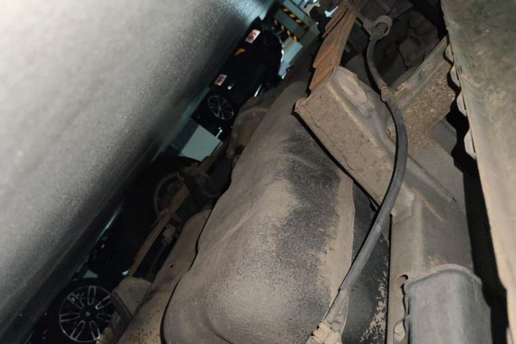 Used Wuling Rongguang V 2015 1.5L Standard Version Chassis Rear Right