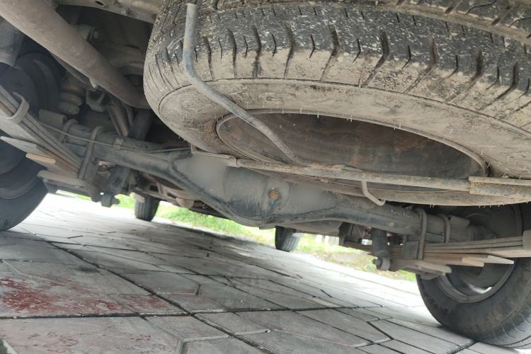 Used Wuling Rongguang V 2015 1.5L Base Version Chassis Rear