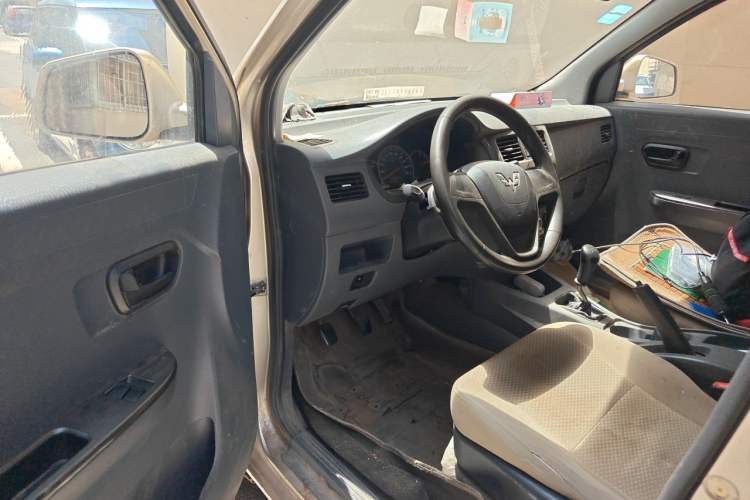 Used Wuling Rongguang V 2015 1.5L Base Version Driver Seat