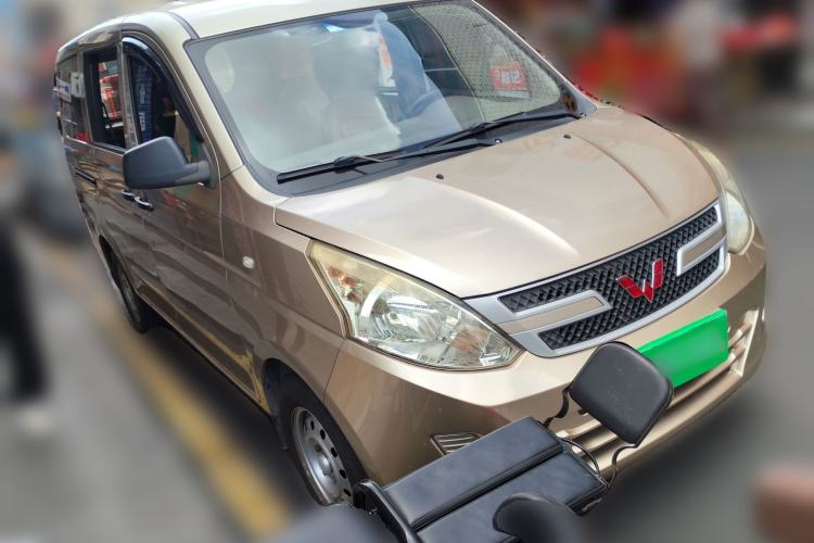 Used Wuling Rongguang V 2015 1.5L Base Version Front Right 45 Deg