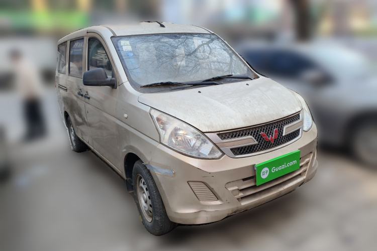 Used Wuling Rongguang V 2015 1.2L Practical Model Front Right 45 Deg