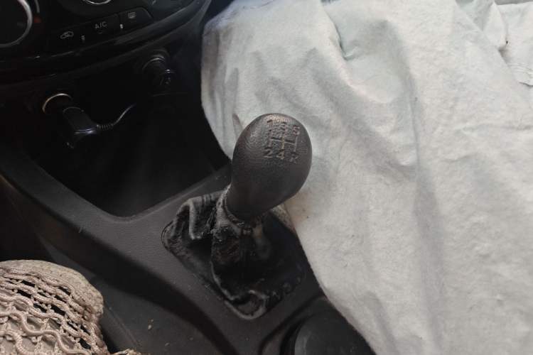 Used Wuling Rongguang V 2015 1.2L Base Version Gear Lever