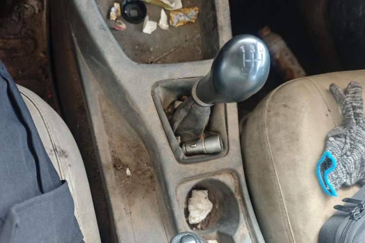 Used Wuling Rongguang V 2015 1.2L Base Version Gear Lever