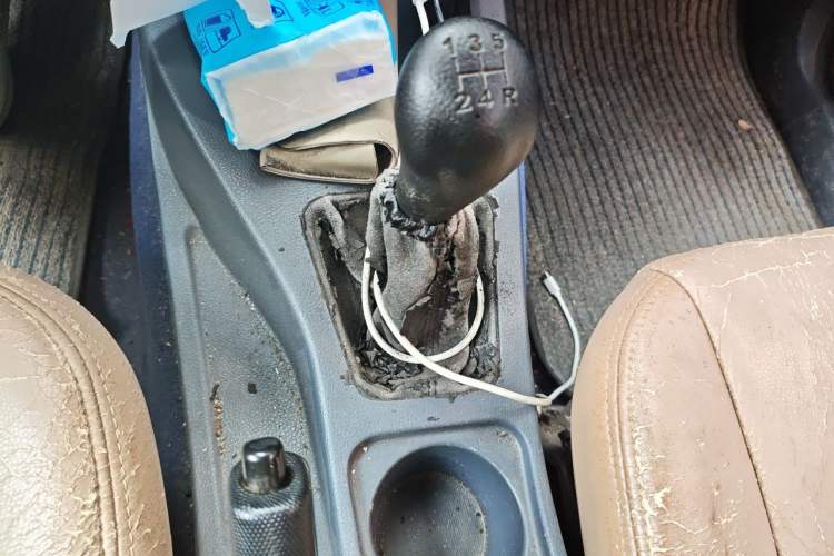 Used Wuling Rongguang V 2015 1.5L Base Version Gear Lever
