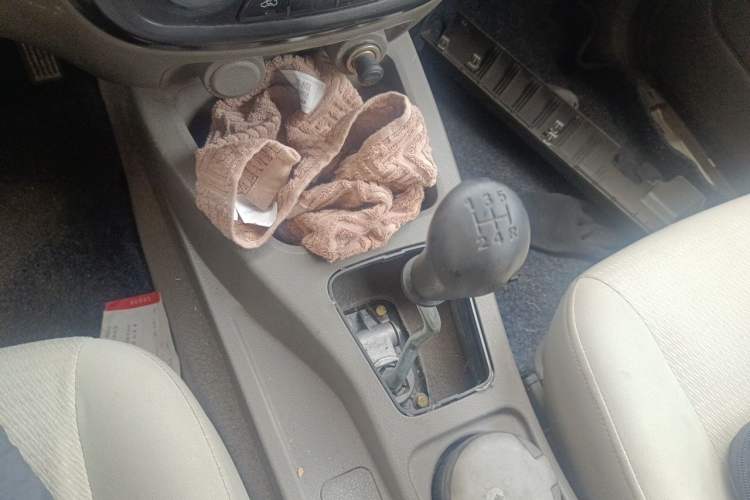 Used Wuling Rongguang V 2015 1.2L Practical Model Gear Lever