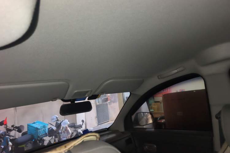 Used Wuling Rongguang V 2015 1.5L Base Version Headliner