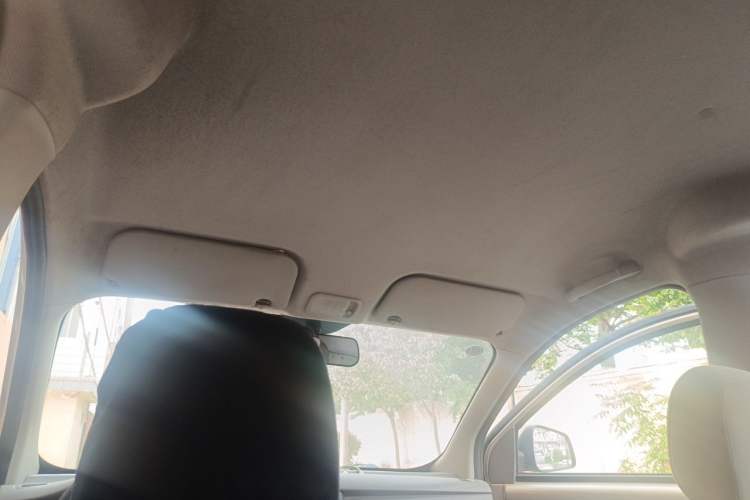 Used Wuling Rongguang V 2015 1.2L Practical Model Headliner