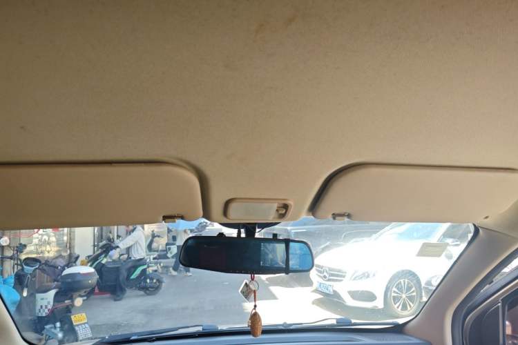 Used Wuling Rongguang V 2015 1.2L Standard Version Headliner
