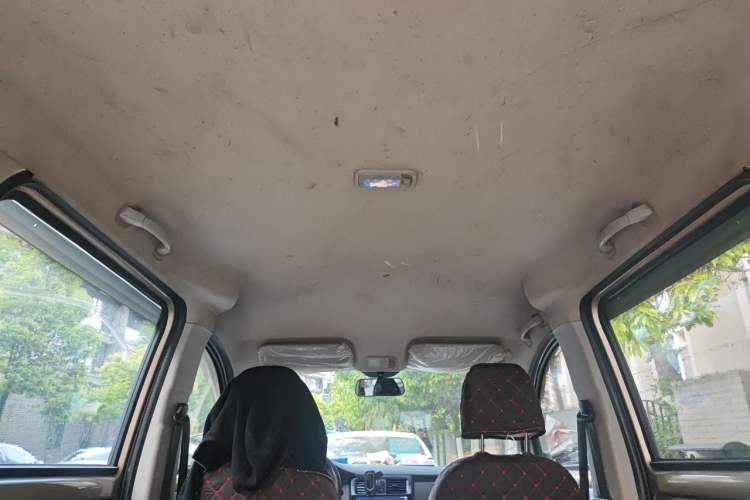 Used Wuling Rongguang V 2015 1.5L Base Version Headliner