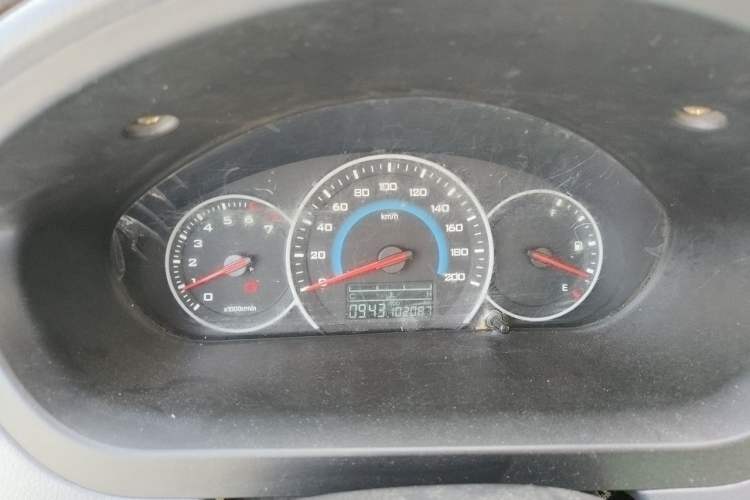 Used Wuling Rongguang V 2015 1.2L Base Version Instrument Cluster