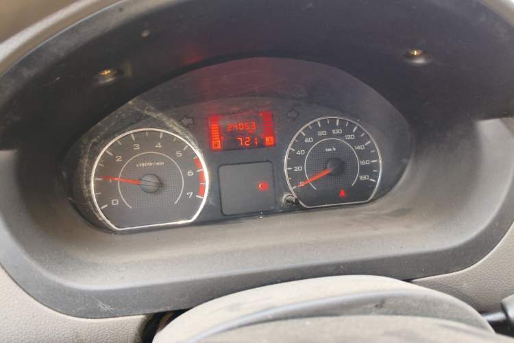 Used Wuling Rongguang V 2015 1.2L Practical Model Instrument Cluster