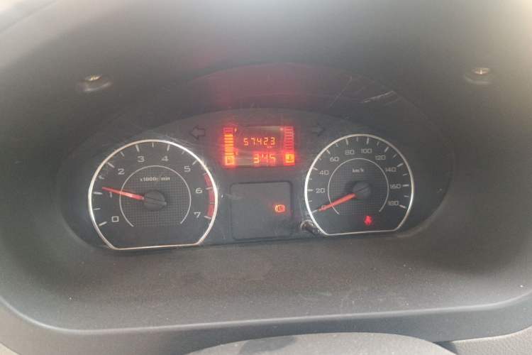 Used Wuling Rongguang V 2015 1.2L Practical Model Instrument Cluster