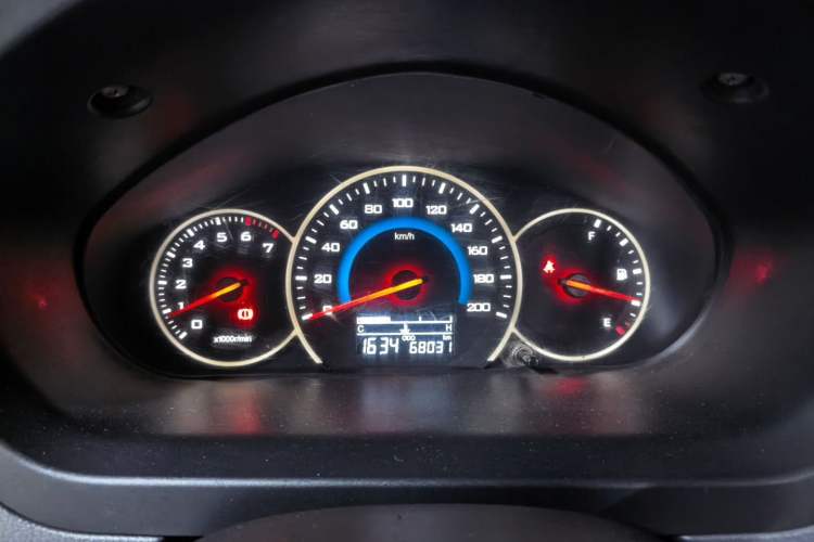 Used Wuling Rongguang V 2015 1.2L Base Version Instrument Cluster