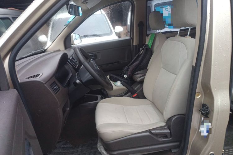 Used Wuling Rongguang V 2015 1.5L Standard Version Left Front Seat