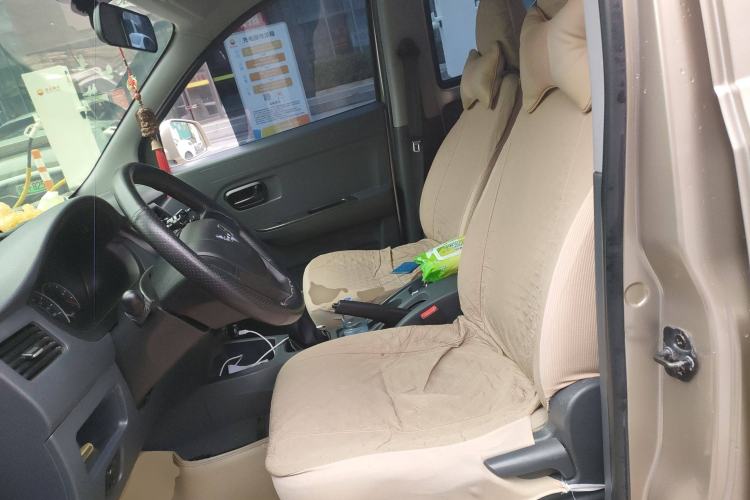 Used Wuling Rongguang V 2015 1.2L Base Version Left Front Seat