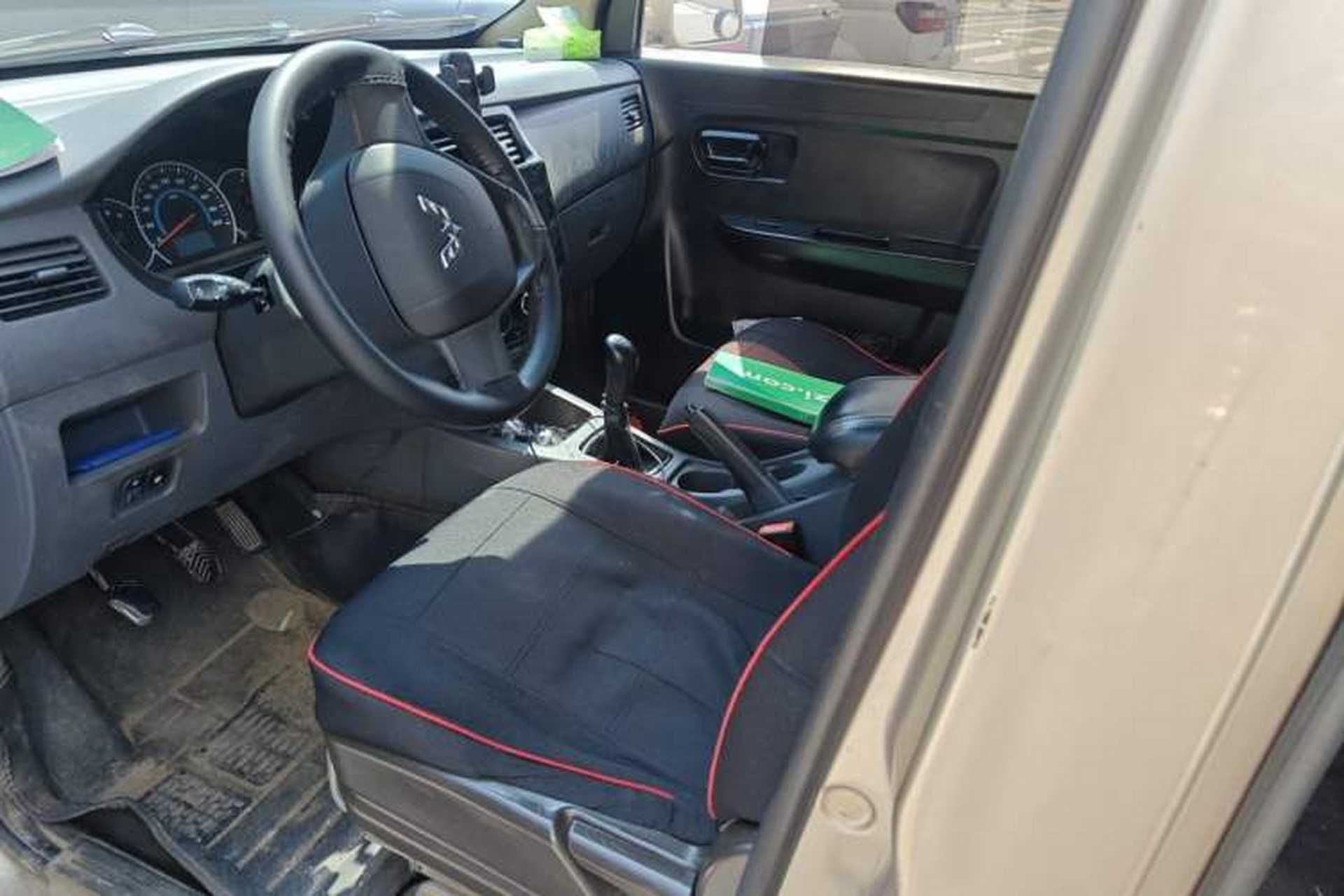 Used Wuling Rongguang V 2015 1.5L Standard Version Left Front Seat