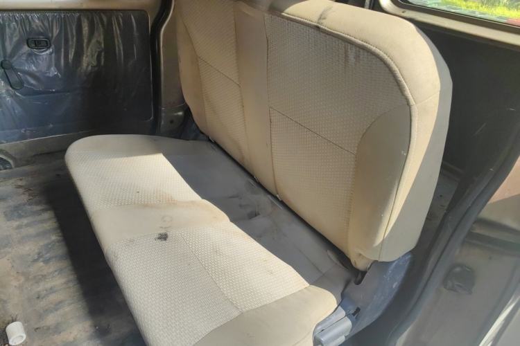 Used Wuling Rongguang V 2015 1.5L Practical Version Left Rear Seat