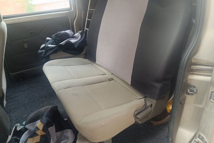 Used Wuling Rongguang V 2015 1.2L Practical Model Left Rear Seat
