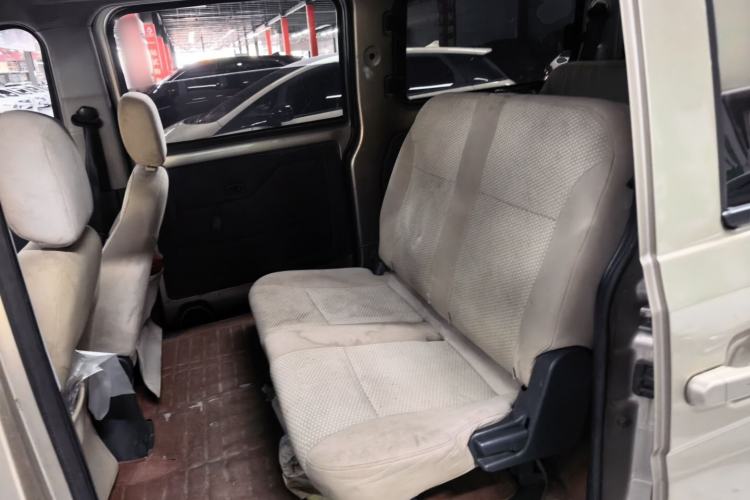 Used Wuling Rongguang V 2015 1.2L Base Version Left Rear Seat