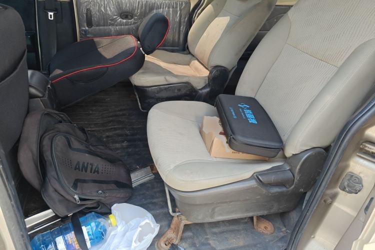 Used Wuling Rongguang V 2015 1.5L Standard Version Left Rear Seat