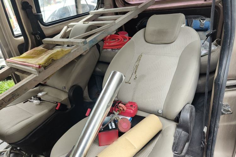 Used Wuling Rongguang V 2015 1.5L Base Version Left Rear Seat