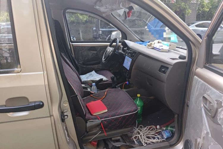 Used Wuling Rongguang V 2015 1.5L Base Version Left Rear Seat