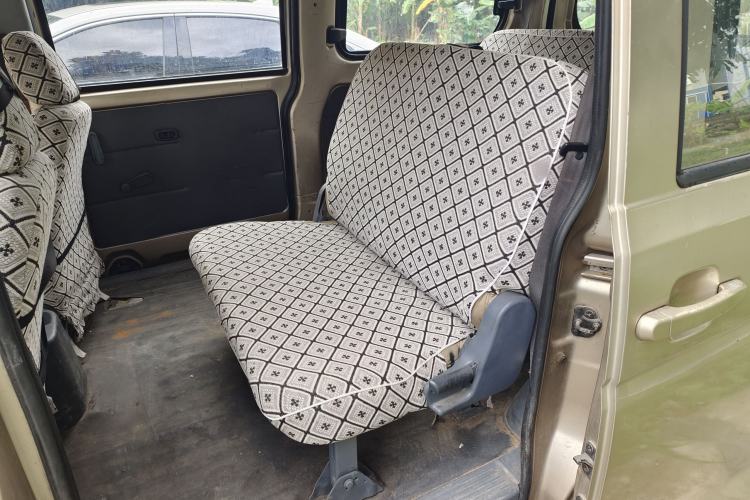 Used Wuling Rongguang V 2015 1.5L Base Version Left Rear Seat