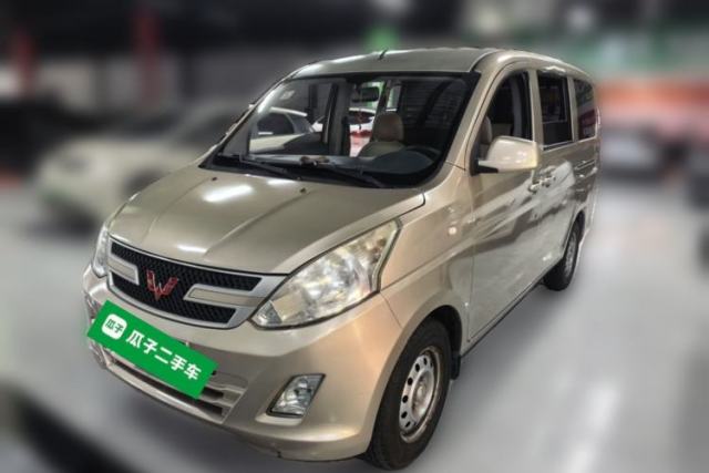 Used Wuling Rongguang V 2015 1.2L Base Version